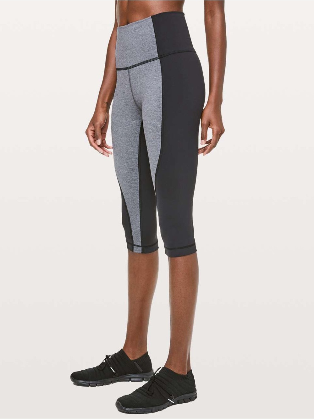 Lululemon women’s Wunder Under Crop High-Rise *Curve 17"